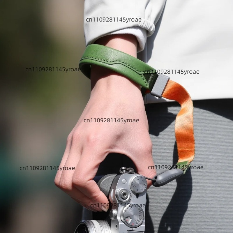Magnetic Quick‑Release Camera  - đánh giá và giá Camera Wrist Strap